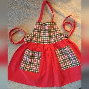 Handmade Child's Apron (2 of 2)